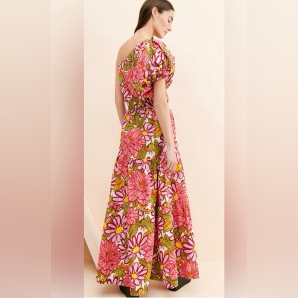NWT S/W/F One Shoulder Puff Sleeve
Maxi Dress - Picture 1 of 10